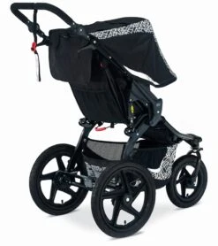 BOB Revolution Flex 3.0 Single Jogging Stroller Bundle - Lunar Black -Babyzen || Baby Jogger Shop bob revolution flex 3 0 single jogging stroller bundle lunar black 50