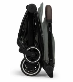 Joolz Aer+ Lightweight Compact Stroller - Mighty Green 11 Joolz Aer+ Lightweight Compact Stroller - Mighty Green -Babyzen || Baby Jogger Shop joolz aer lightweight compact stroller mighty green 120 1