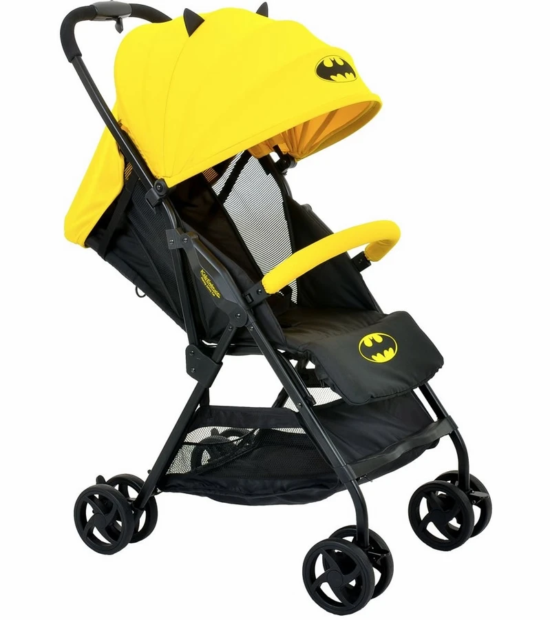 KidsEmbrace DC Comics Batman Lightweight Compact Stroller - Yellow 7 KidsEmbrace DC Comics Batman Lightweight Compact Stroller - Yellow - Image 5