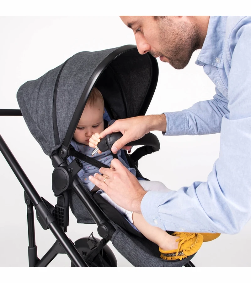 Phil & Teds Voyager Stroller - Black 6 Phil & Teds Voyager Stroller - Black - Image 4